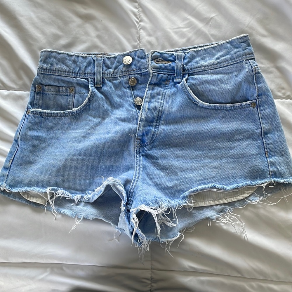 Zara shorts size 2